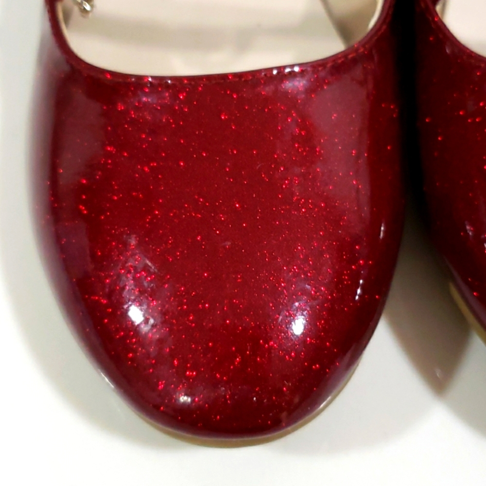 Shoes - Picture 2 of 7